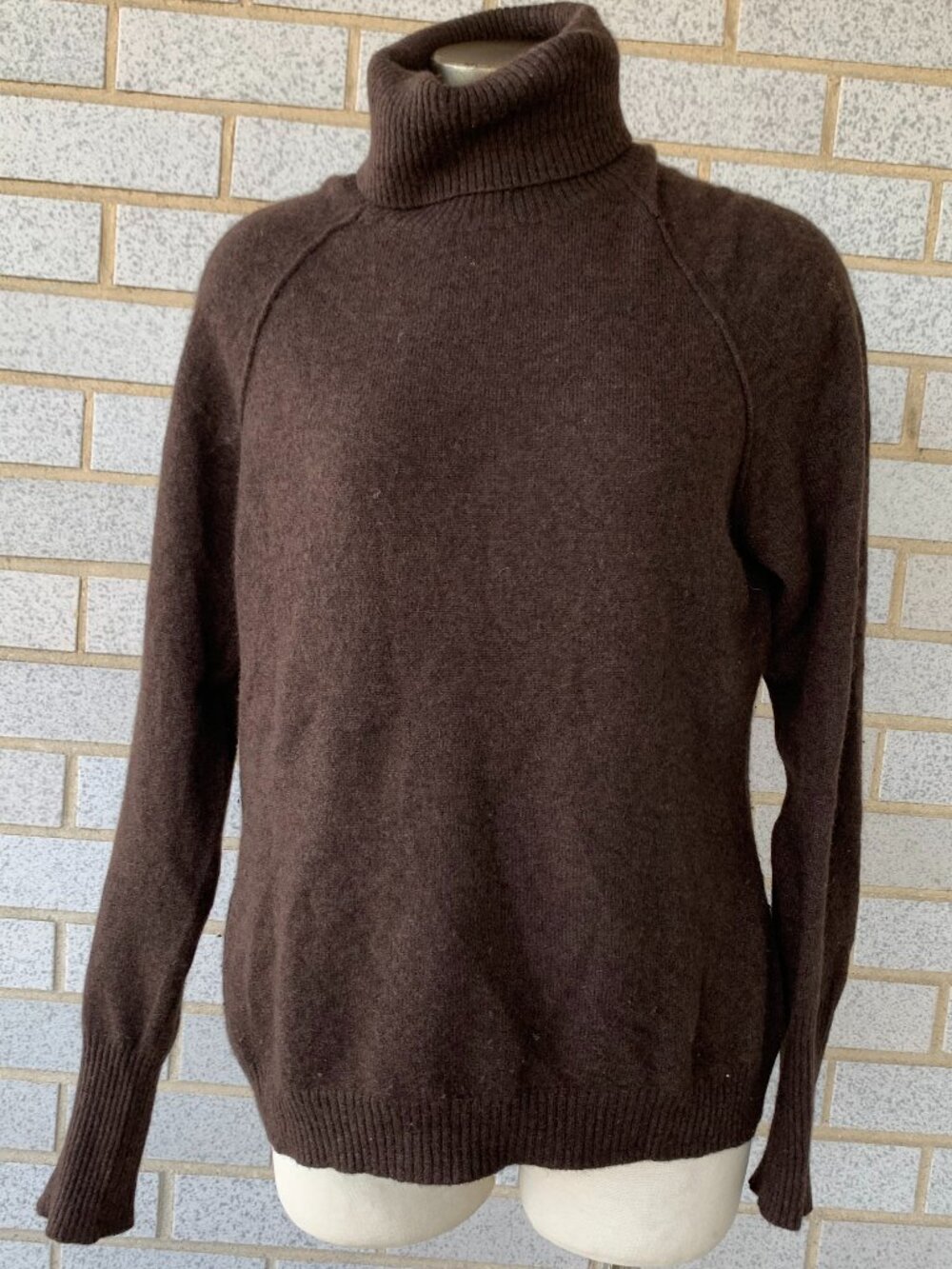 Marisa Christina Brown 100% 2-Ply Cashmere Turtleneck Sweater Womens Size L